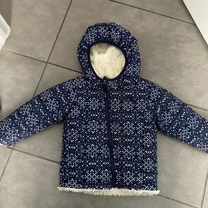 North face reversible mossbud swirl hoodie